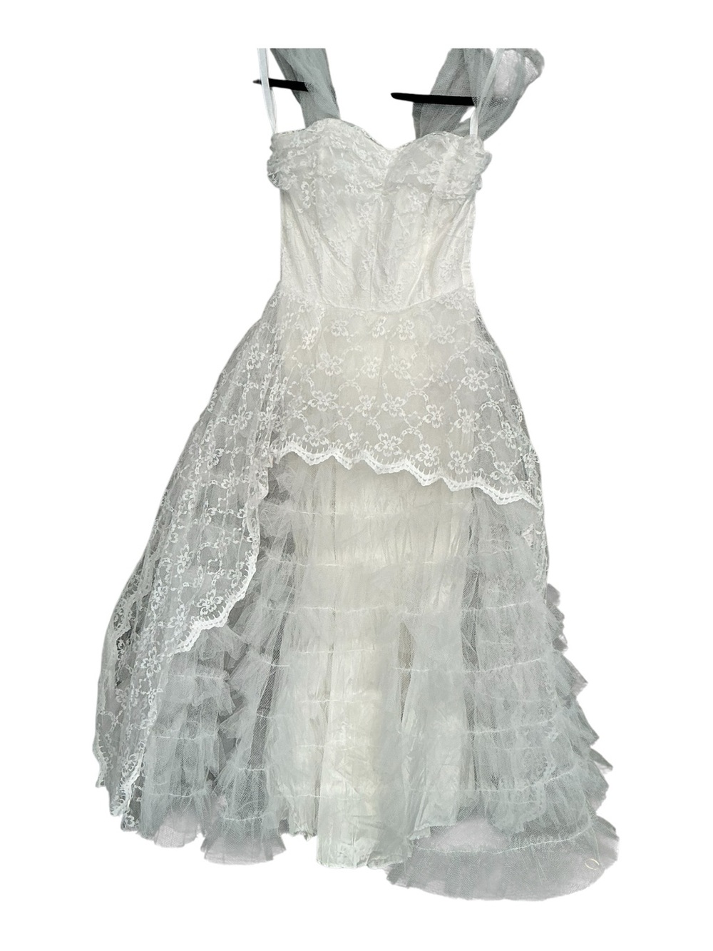 Vintage 1950s lace/tulle amazing wedding dress size XS USA made
